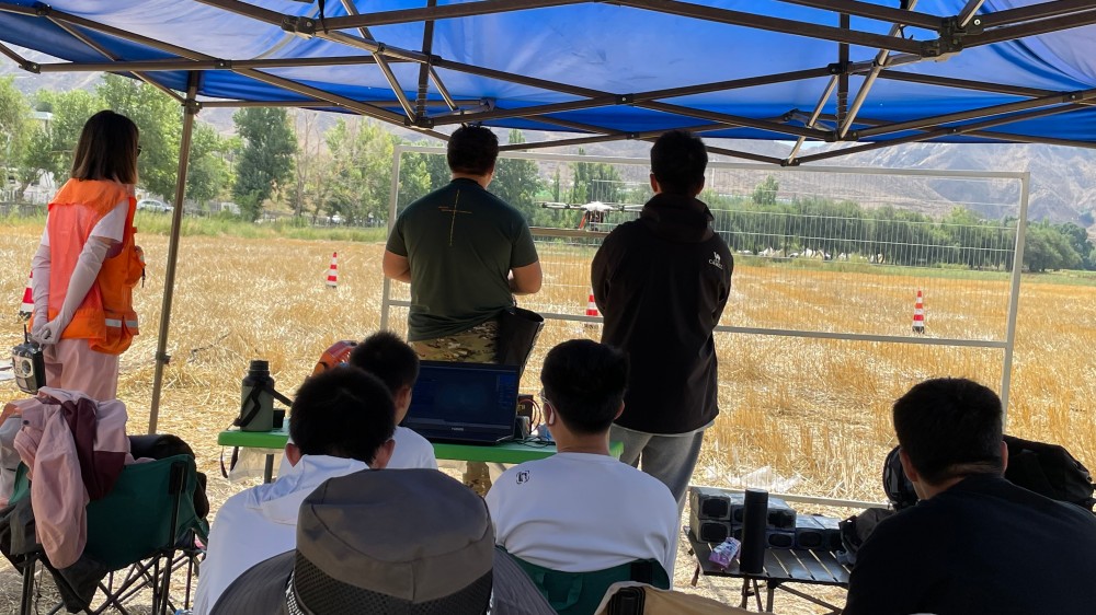 保华润天03考点：投资一项技能，赢取一个未来！新疆无人机正当时