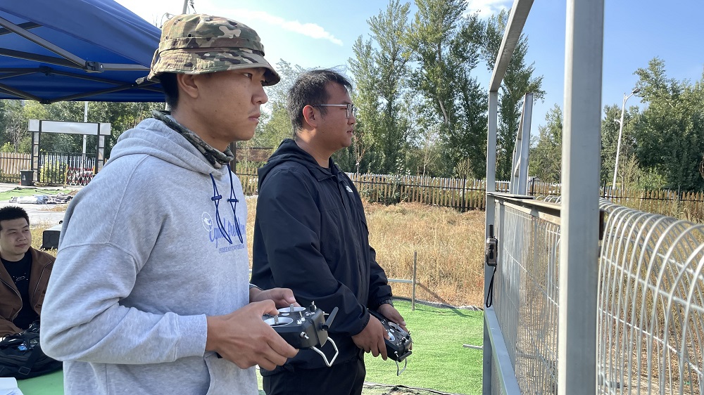 保华润天03考点：投资一项技能，赢取一个未来！新疆无人机正当时