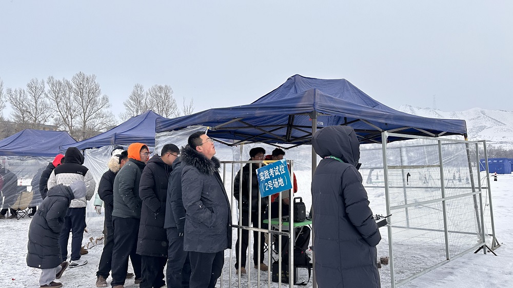 保华润天航空无人机培训：新疆学员的技能加油站