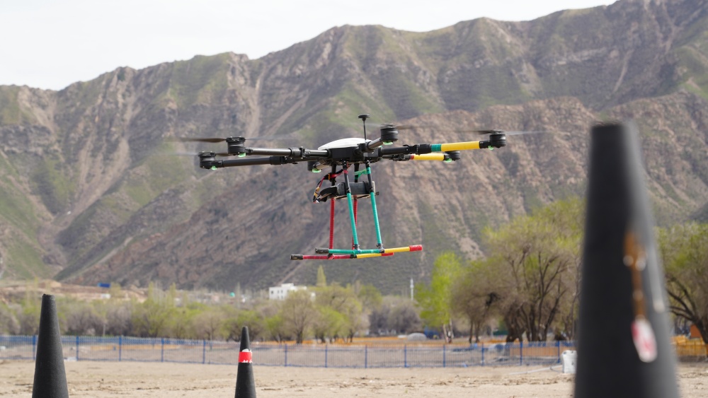新疆无人机持证需求攀升，专业培训成入行关键