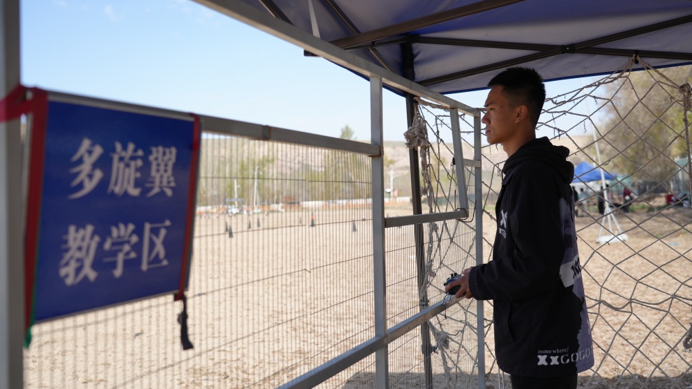 新疆无人机持证需求攀升，专业培训成入行关键